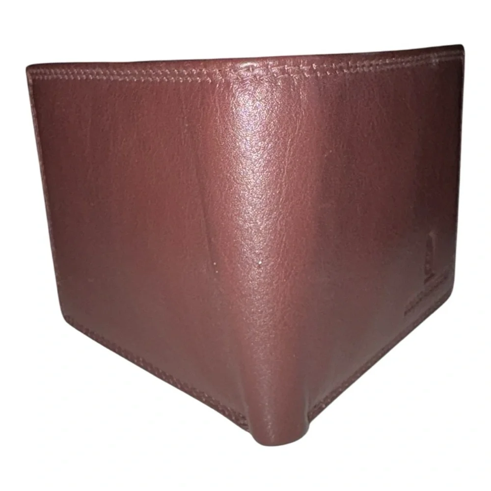 BORGO ETRUSCHI men’s slim bifold leather wallet made in Italy. WLT 5